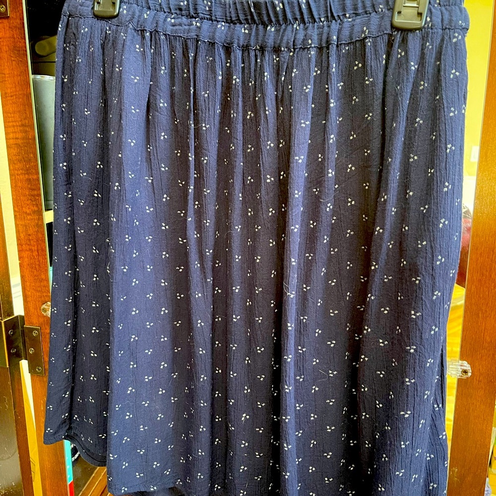 Navy with white details, skirt, Size Medium